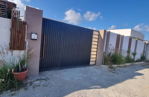 Dar Allouche House | Charming with pool 3-bedroom house in Dar Allouche with AC