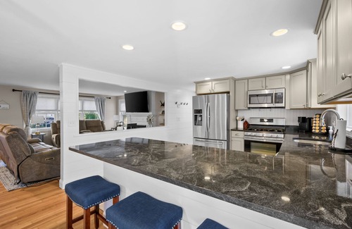 Yarmouth Port House | Charming Yarmouth Getaway Near Beaches with Central A/C & Fire Pit