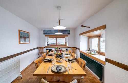 Vna Apartment | Chasa Moffa
