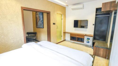 Ofin Hotel | Chase Place