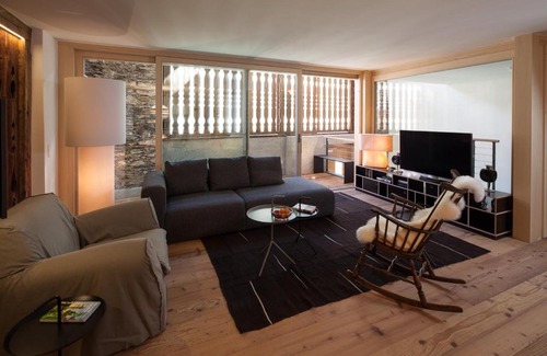 Sent Apartment | Chasetta Allegra