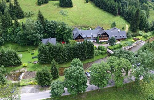 Bielice Bed & Breakfast | Chata Cyborga