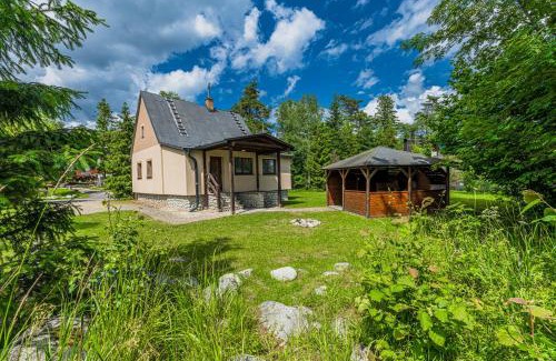 Stara Lesna Ski Chalet | Chata Lesana
