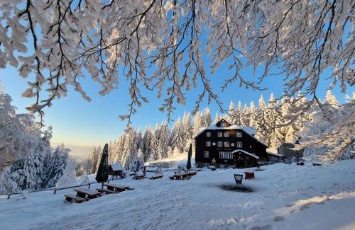 Mosty u Jablunkova Hotel | Chata Skalka