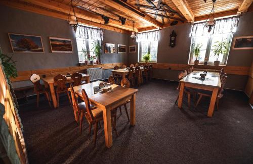 Mosty u Jablunkova Hotel | Chata Skalka
