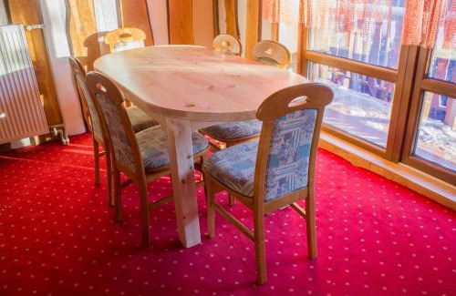 Prostredni Becva Ski Chalet | Chata u lesa