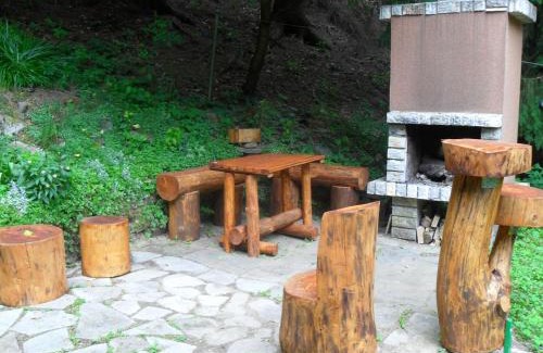 Valasska Bystrice Ski Chalet | Chata U skřítka
