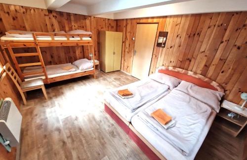 Stitary House | Chata Vranovská pláž