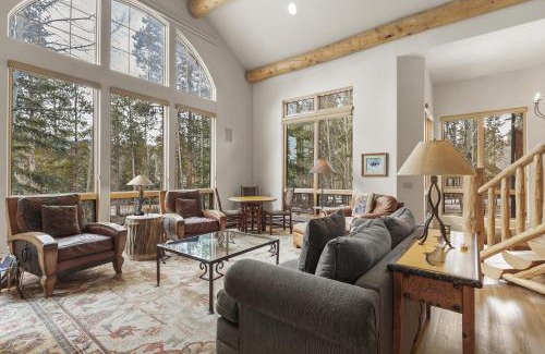 The Highlands House | Chateau at Dyer Trail
