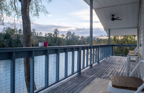 Columbia Apartment | Chateau De Riviera Unit 4. Water front! Cozy Condo on the Chattahoochee River.