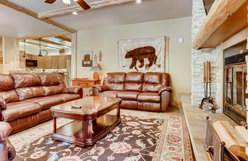 Mountain House Apartment | Chateaux DuMont 2724