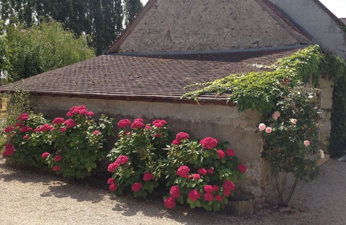Artannes-sur-Indre Cottage | Chateaux of the Loire cottage with swimming pool - Quiet - Authenticity and comfort