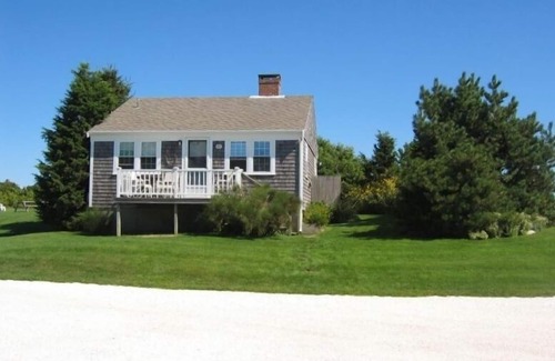 West Chatham Cottage | Chatham Seaside Cottage - Oceanfront Beach Cottage - Spectacular Views