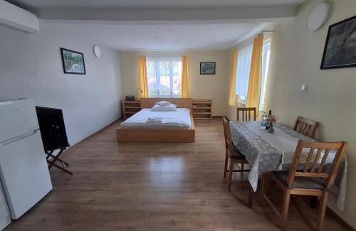Kalwaria Zebrzydowska House | Chatka przy kapliczce