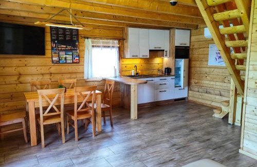 Czchow House | Chatki U Hanusi