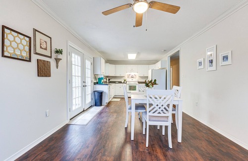 Chatom House | Chatom Retreat w/Furnished Deck & Wooded Views!