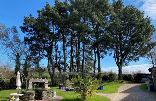 Grand-Champ Cottage | CHAUMIERE LONGERE EN PIERRES 8 PERS - 10 MN VANNES, 20 MN GOLFE DU MORBIHAN