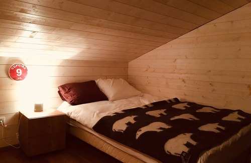 Araches-la-Frasse Ski Chalet | CHBLA - Chalet 4 Pers à proximité des Carroz