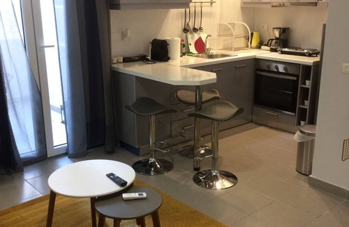 Mets Apartment | Check Point - Acropolis