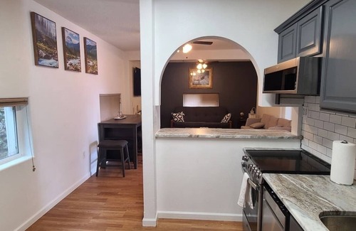 Lewiston House | Cheerful 2 bedroom home with indoor fireplace.