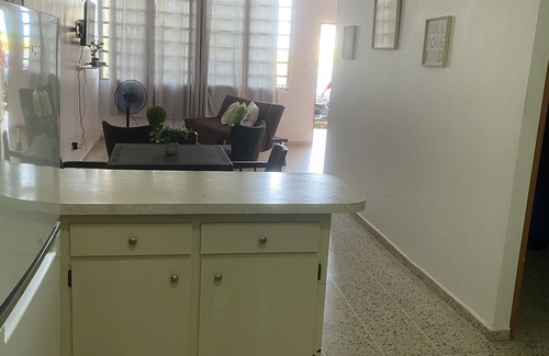 Rio Hondo Apartment | Cheerful 2br/1bath/pkg/pet free/ac/Disney Plus/Netflix