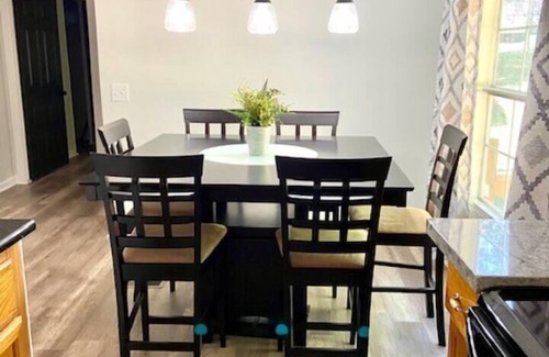 Denver House | Cheerful 3 Bdrm Mfd Home w/ Relaxing Atmosphere