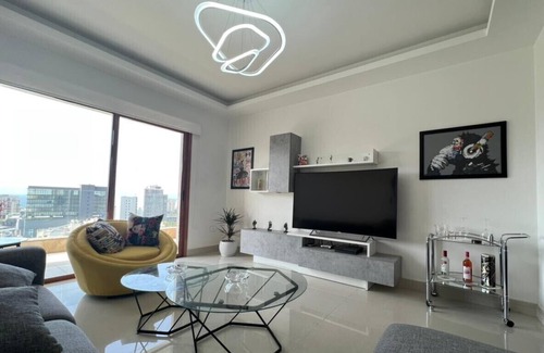 Naqqache Apartment | Cheerful 3 bedroom flat with jaccuzi & open view