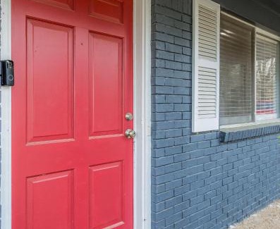 Jacksonville House | Cheerful 3 BR 2BA Home in Great Neighborhood!