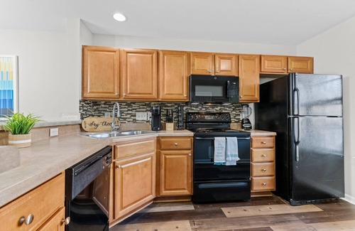 Northeast Raleigh House | Cheerful Abode
