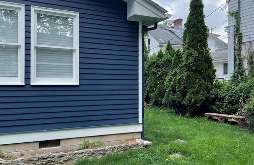 Hollywood - Mt. Vernon House | Cheerful and Cozy in the Heart of Chevy Chase!