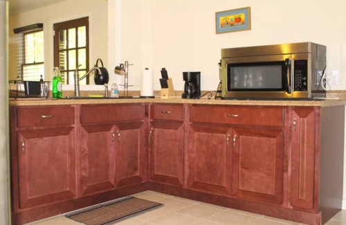 Basye Ski Chalet | Cheerful chalet retreat in Bayse VA, Bryce resort