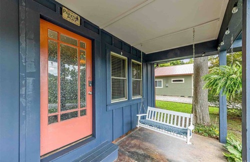 Woodfin Cottage | Cheerful Cottage Retreat + Quick Downtown Access