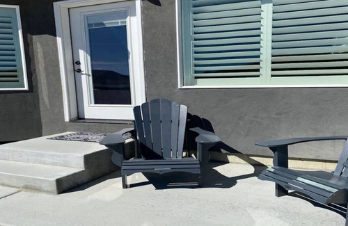 Rock Springs House | Cheerful, spacious, sunny & comfy 4-bdrm home