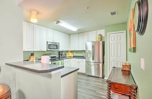 St. Johns Condo | Cheery Condo w/Community Pool & Waterslide!
