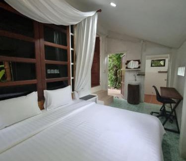 Pai House | Cheeva Lodge ชีวาลอดจ์