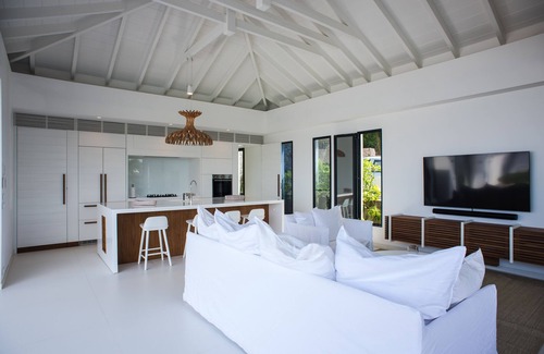 Anse de Lorient Villa | Chef included by Fantasia Villas: Villa Rock