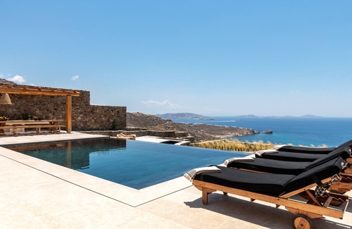 Houlakia House | Chef included by Fantasia Villas: de la Greco Villa