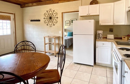 Chelan House | Chelan Cozy Getaway: Pet-Friendly, Downtown, WIFI, Steps to Riverwalk Park