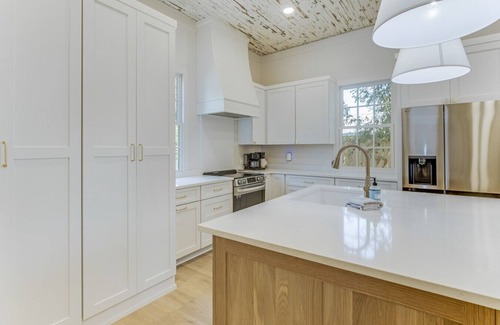Old Town Apartment | Chelle’s in the Bay St. Louis