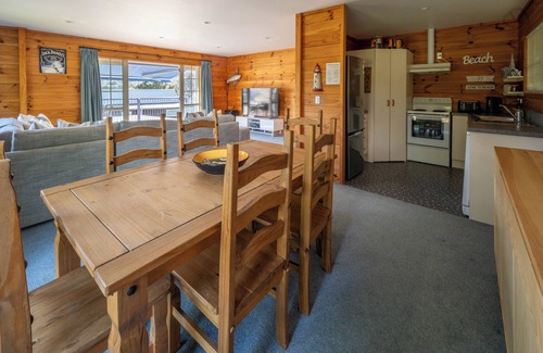 Akaroa House | Chemin Wonder - Akaroa Holiday Home