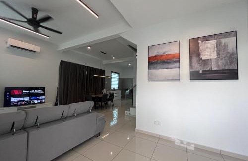 Bukit Gambir Villa | Chen Villa Bukit Gambir 晨舍
