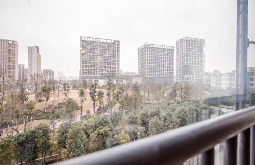 Chenghua Apartment | ChengDu Chenghua·Chengdu East Station· Locals Apartment 00137110