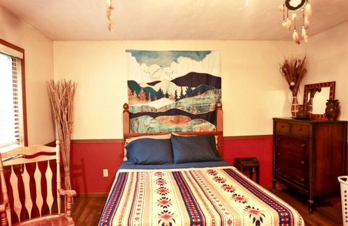 Carbon Hill Cabin | Cherokee way at Avenwood Cabins