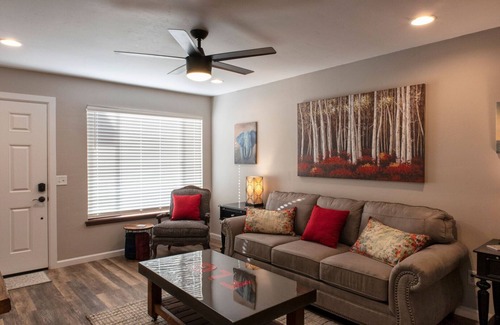 Flagstaff Apartment | Cherry Getaway, newly renovated, downtown