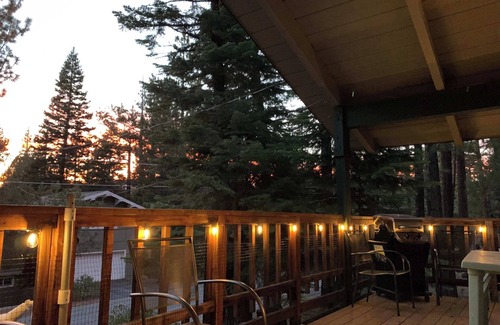Country Club Estates House | Cherry Hills Cabin - Sleeps 6, No Pets, Family Fun!