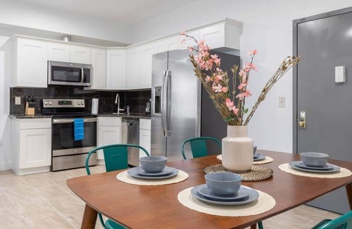 Chinatown Apartment | Cherry Suites 2BR Apt w W D Arcade Machine