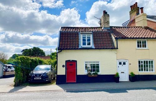 Martlesham Heath House | Cherry Tree Cottage, Woodbridge