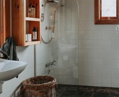 Apslawn House | Cherry Tree Hill - The Gateway to Freycinet Park
