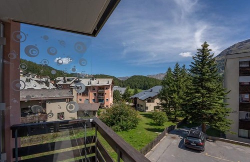 Champfer Apartment | Chesa Corvatsch 211 - Champfer by Interhome