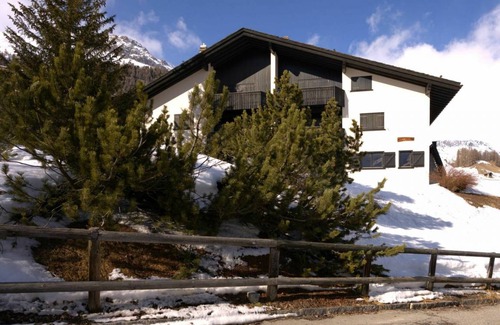 Celerina-Schlarigna Apartment | Chesa Funtanella 12.1